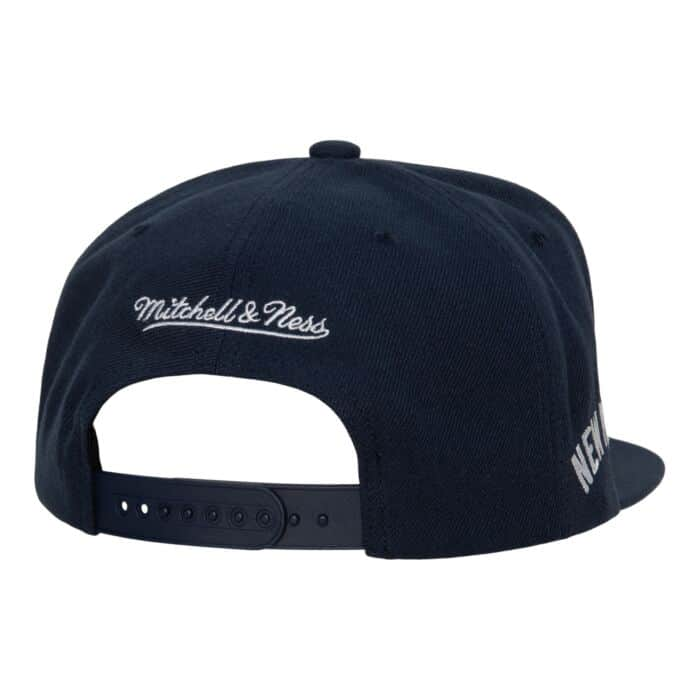 Mitchell & Ness Yankees Evergreen Coop Navy Adjustable Snapback Hat Cap