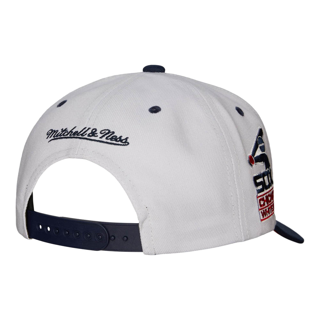 Houston Astros Mitchell & Ness Cooperstown Evergreen Pro Snapback - White