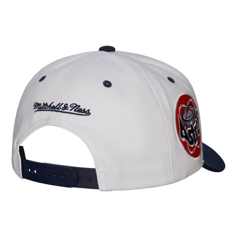 Toronto Blue Jays Mitchell & Ness Cooperstown Collection Evergreen  Adjustable Trucker Hat - Cream